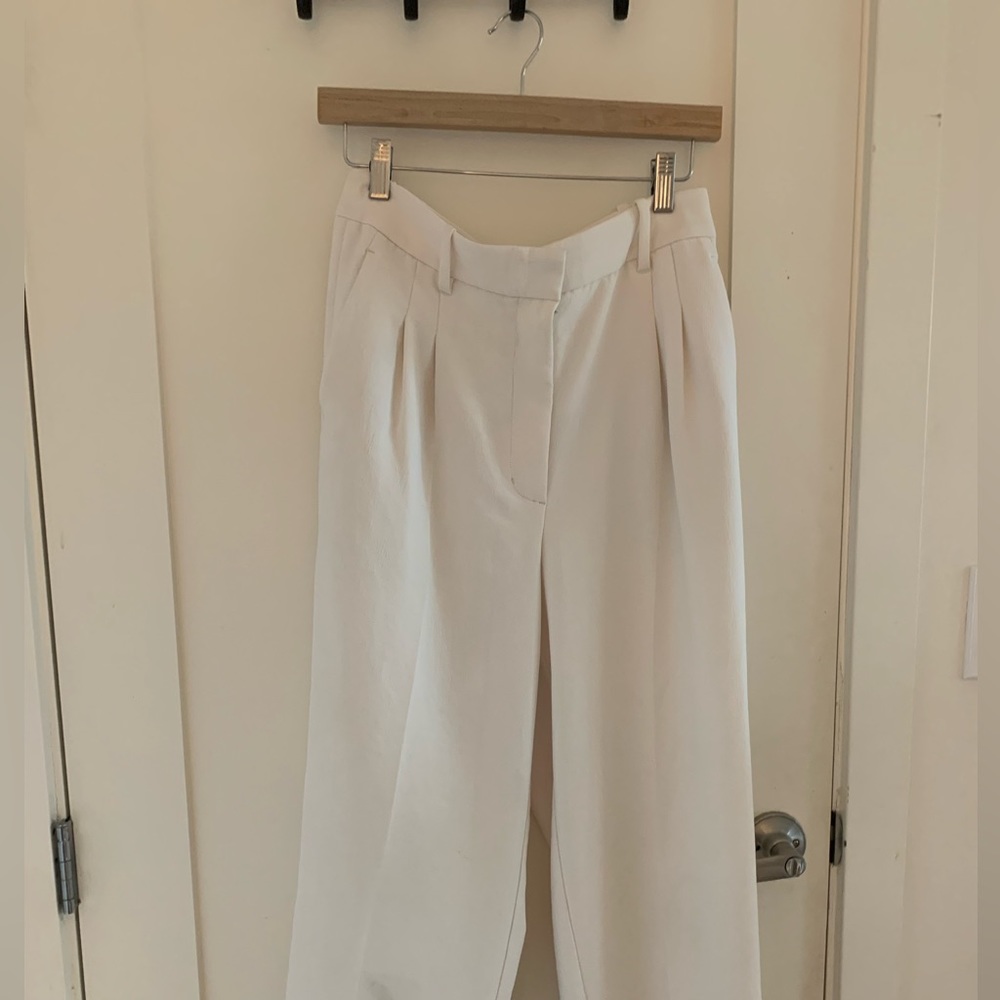 Wilfred cropped “The Effortless Pant” size 10
